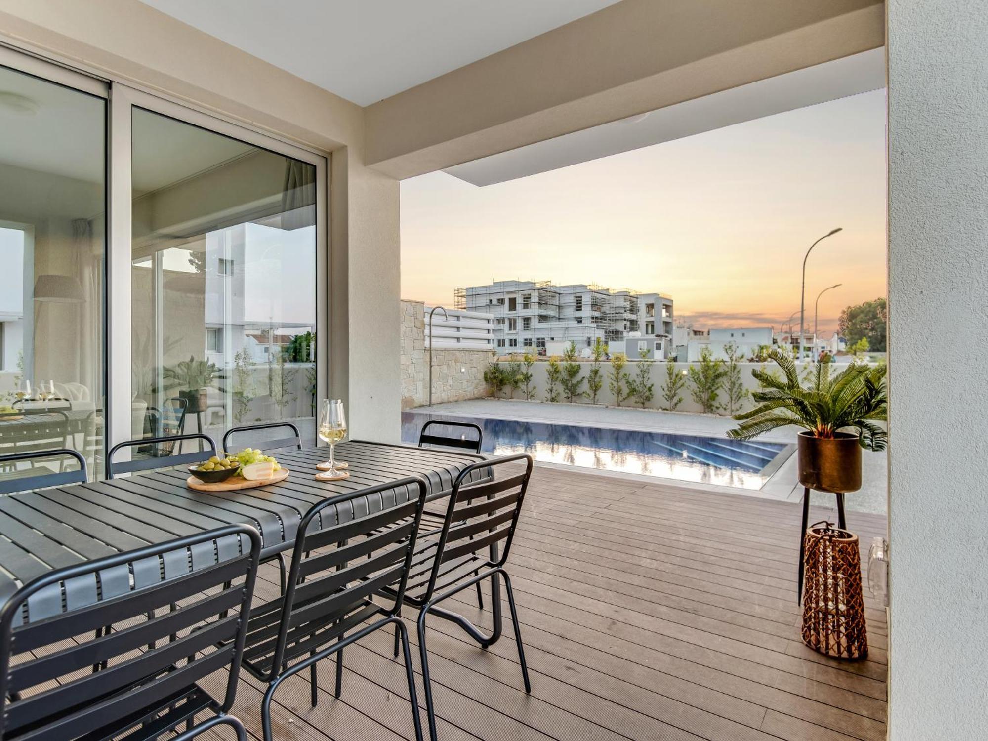 Sanders Mythical Blue Villas Paralimni Exterior foto